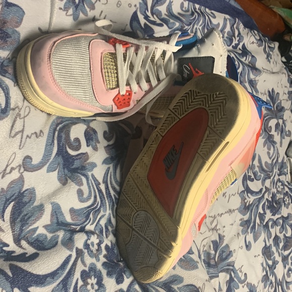 Nike - Picture 2 of 3